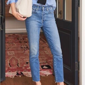 Frank & Eileen Cork Everyday Straight Leg High-Rise Distressed Hem Jeans Size 27